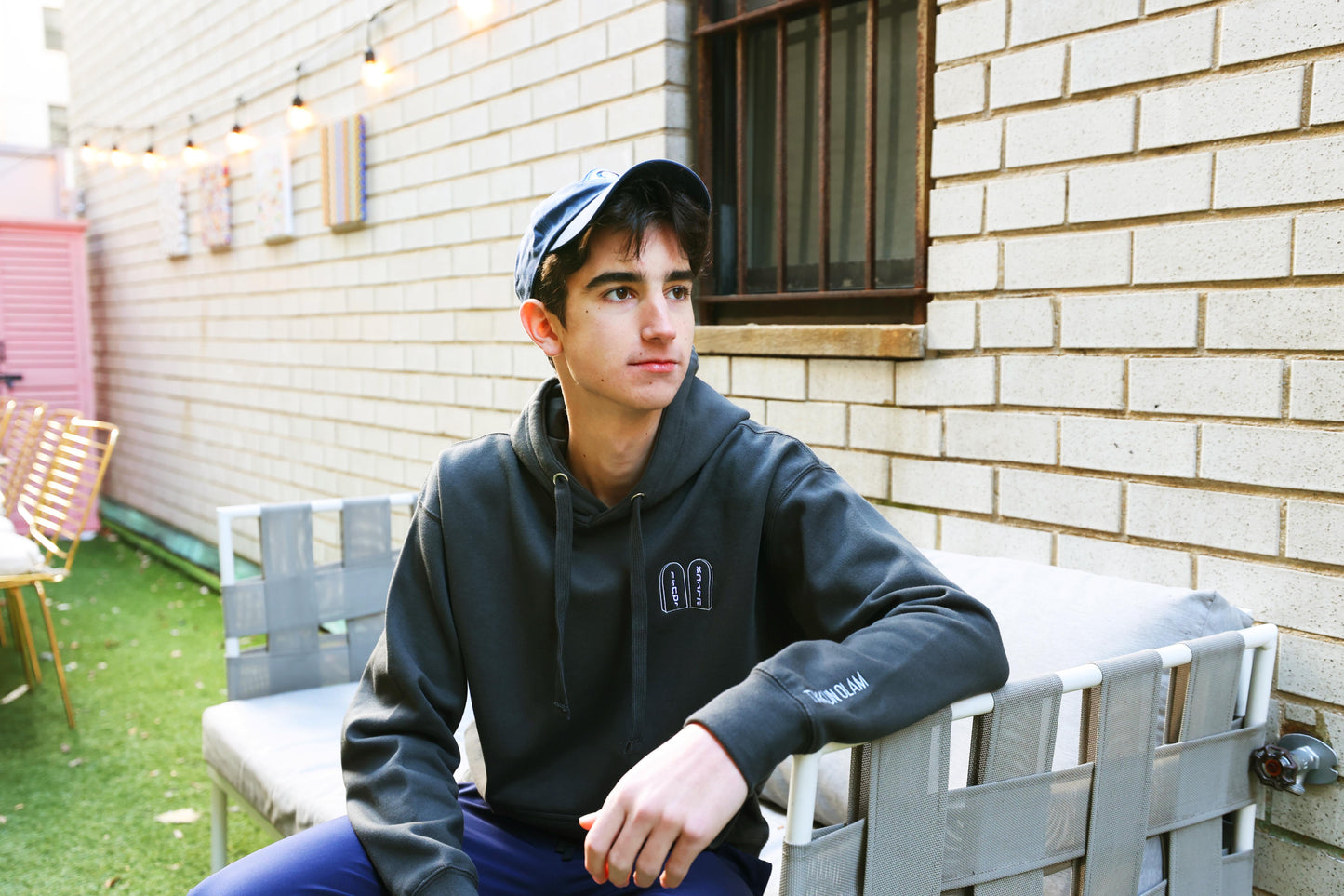 Outline Luchot Two Tablets Unisex Premium Pullover Hoodie (Vintage Black)
